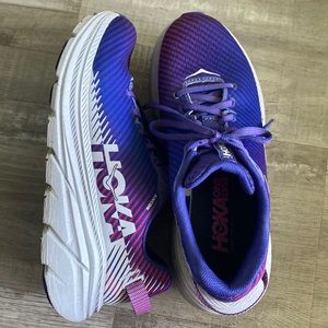 Hoka Rincon tennis shoes